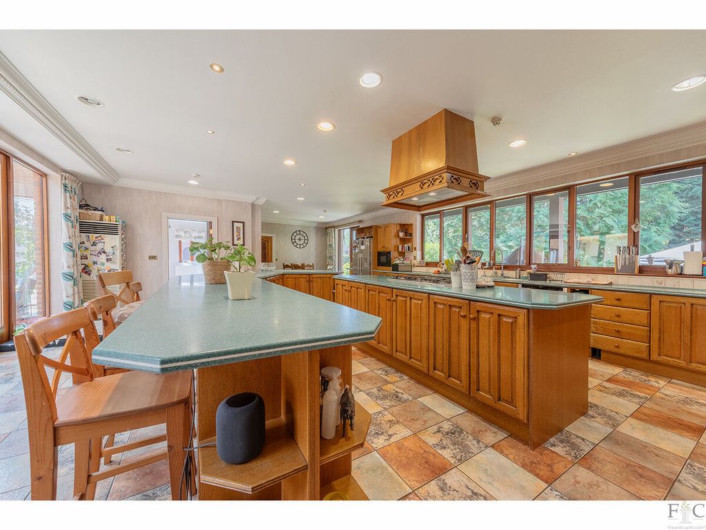 Additional image 8 of 6 bed detached house for saleKnighton Grange Road, Leicester LE2