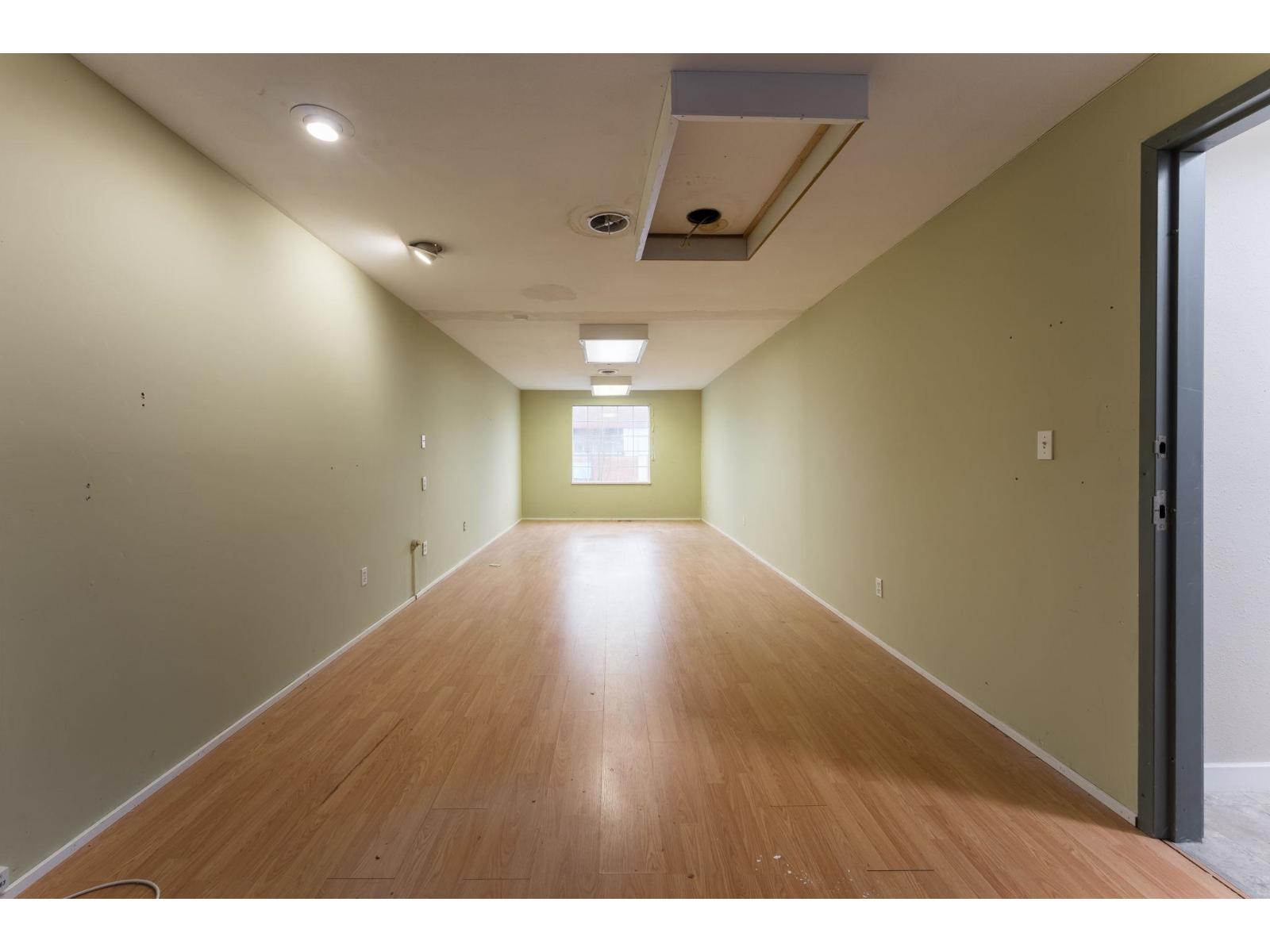 206-20466 Fraser Highway, Langley, BC, V3A4G2