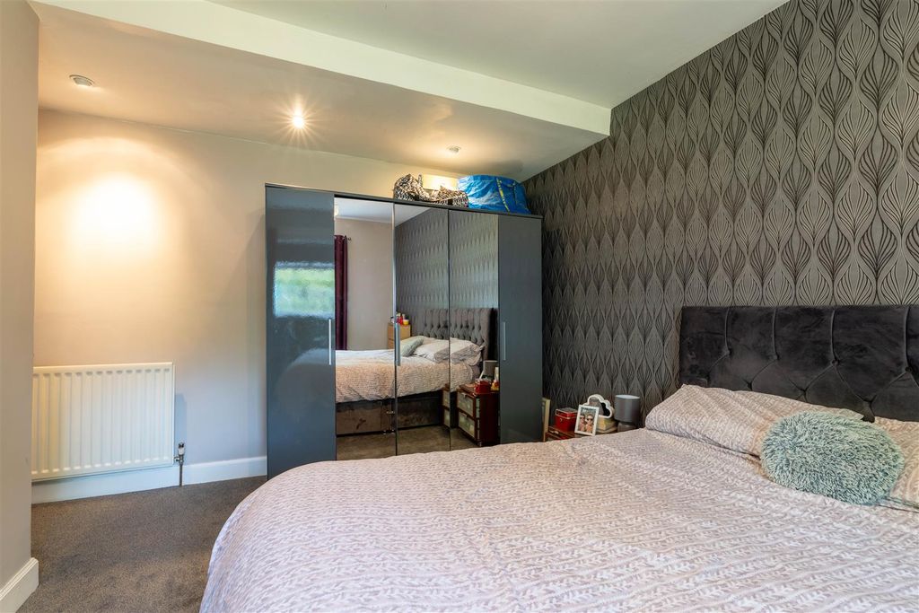 Additional image 9 of 3 bed flat for saleGlengarry Road, Perth PH2