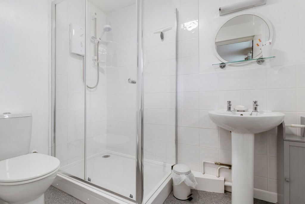 Additional image 7 of 2 bed flat for saleImperial Road, Malvern WR14