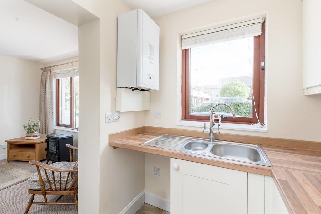 Additional image 6 of 1 bed flat for sale12 Dovecot Lade, Peebles EH45