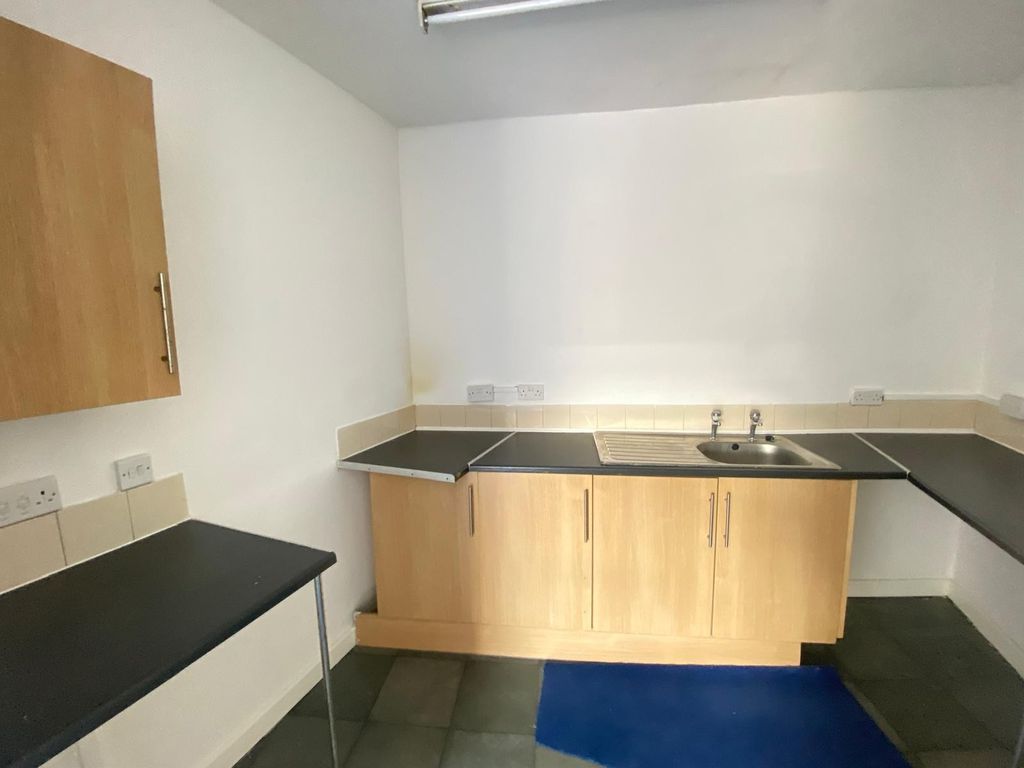 Additional image 4 of 1 bed flat for saleWindsor Road, Neath, Neath Port Talbot. SA11