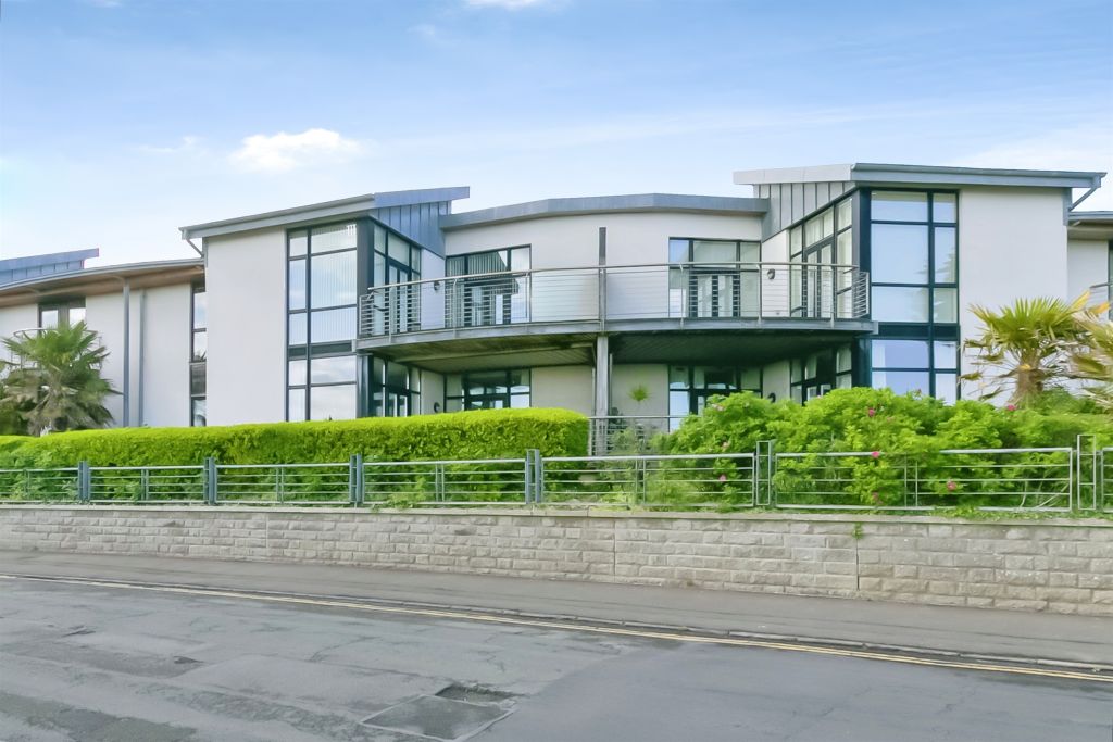 Additional image 26 of 3 bed flat for saleY Cerigos, Barry CF62