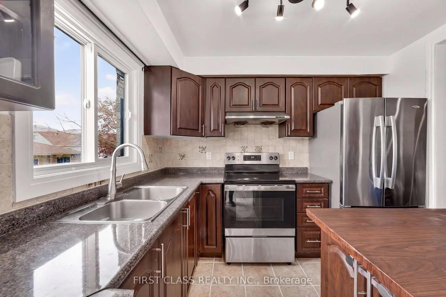 Additional image 7 of 2109 Denby Drive