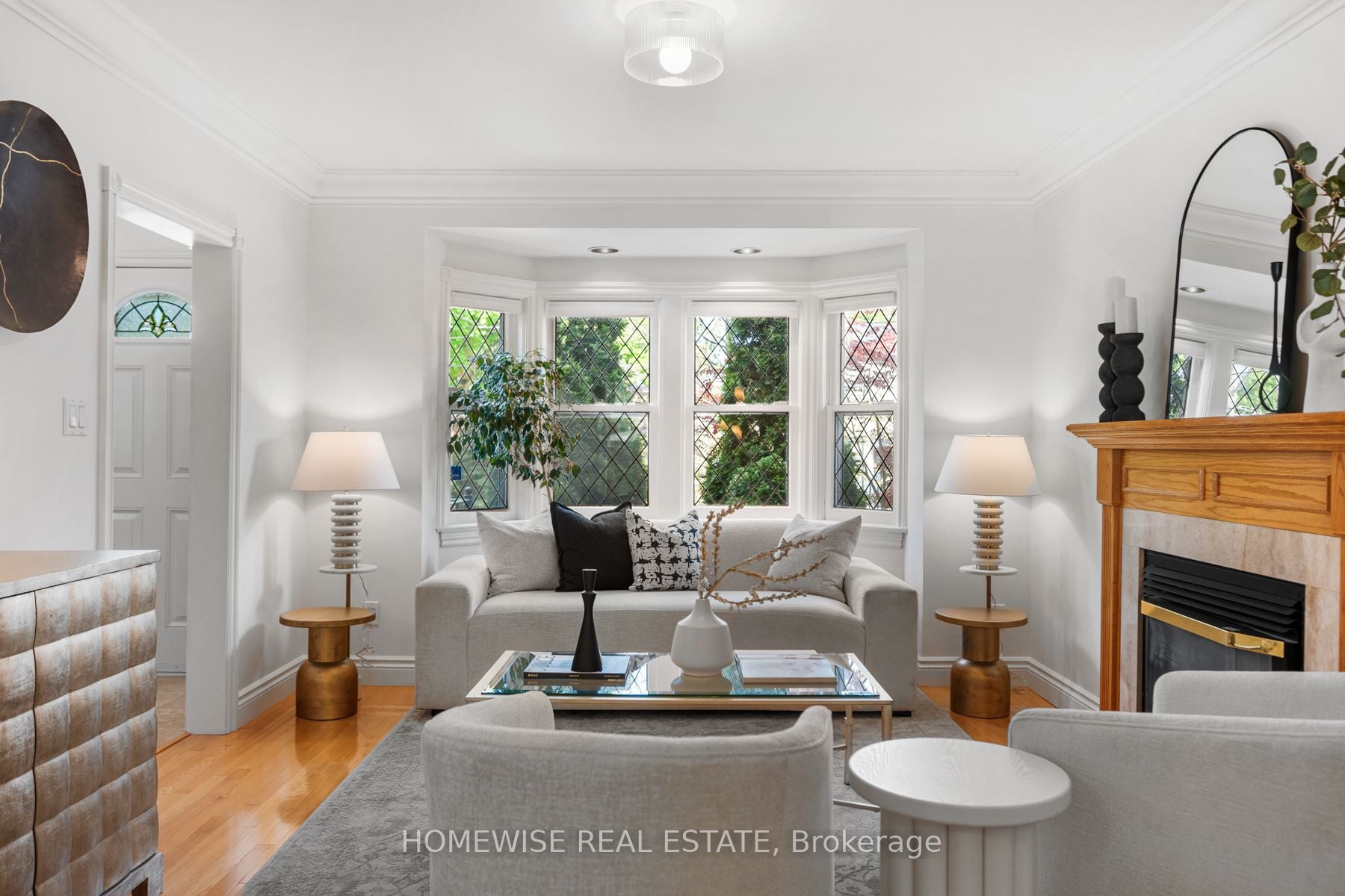 176 Rumsey Road, Toronto, ON, M4G 1P5