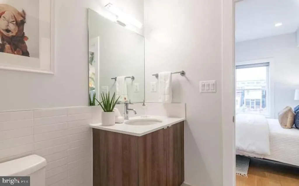 Additional image 20 of 628 I Street NE Unit 3, Washington, DC 20002
