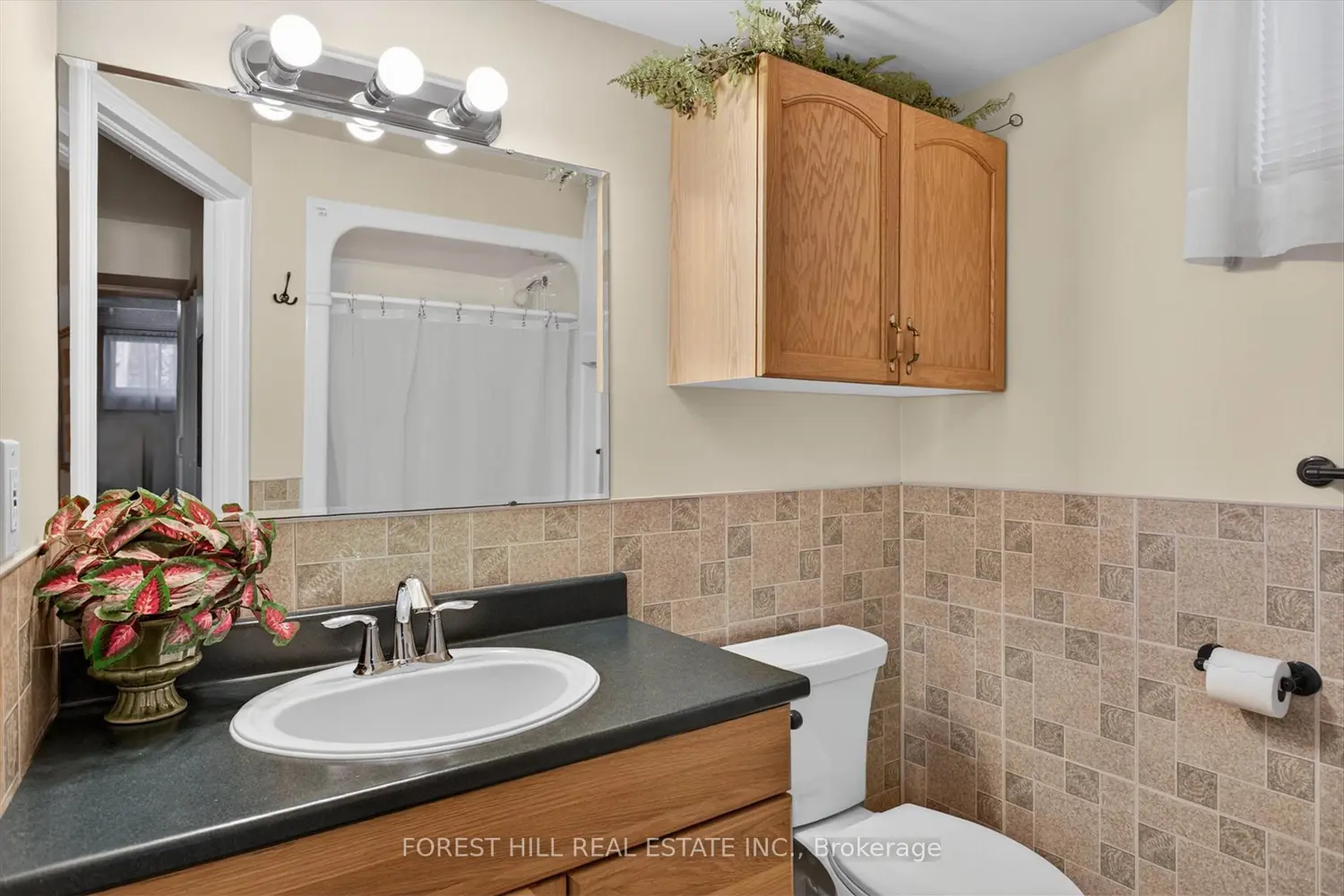 Additional image 16 of 2212 Lorraine Drive
