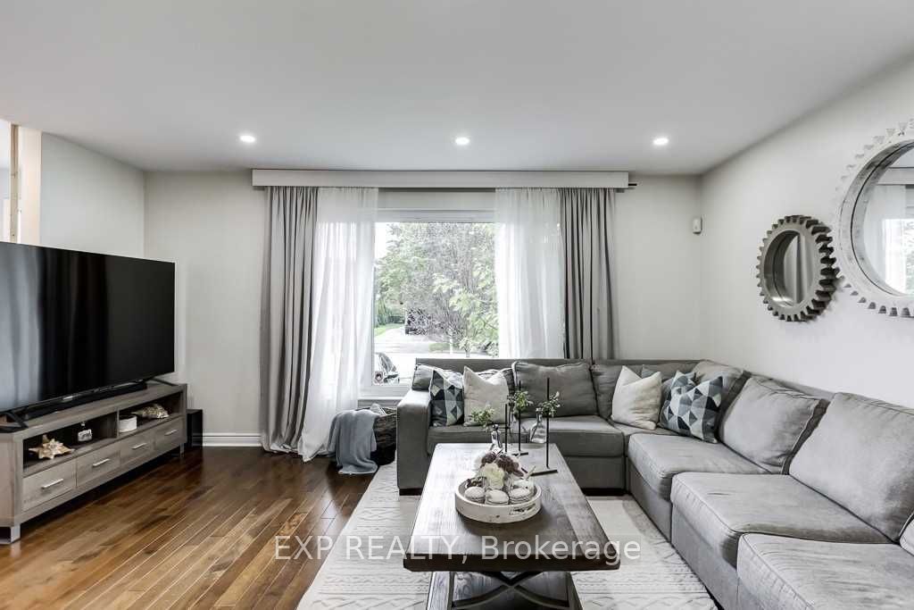 Additional image 5 of Upper-72 Billington Crescent, Toronto, ON, M3A 2G6