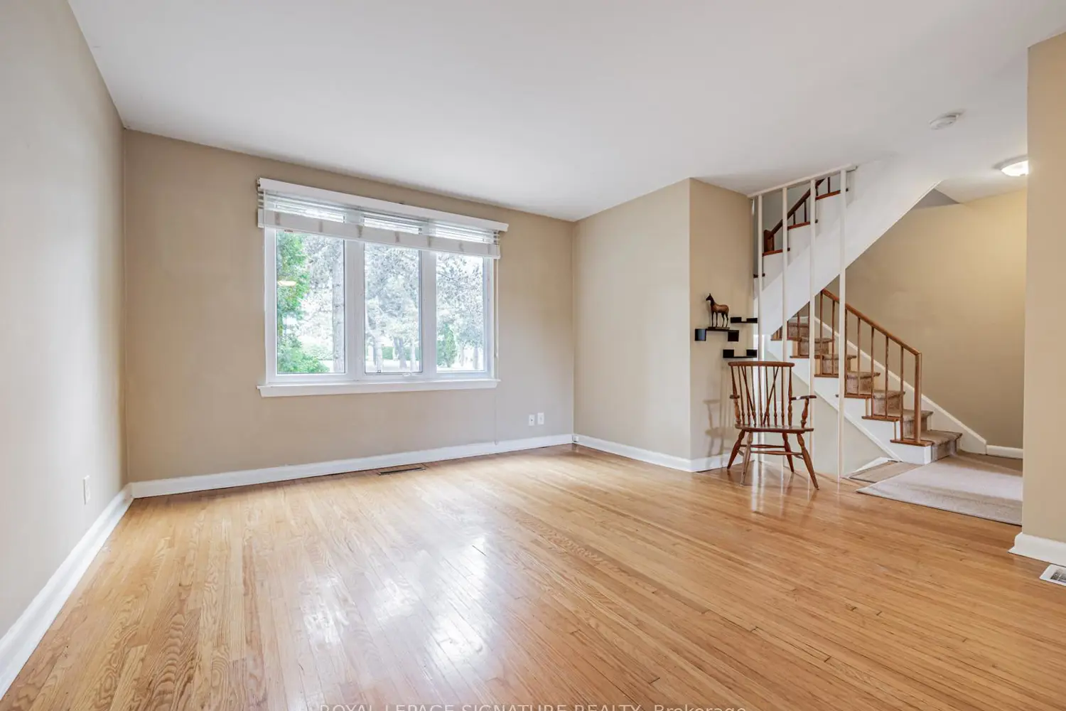 4 Burdock Lane photo 3