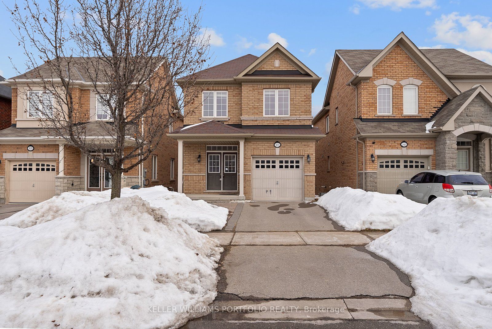 301 Oberfrick Avenue, Vaughan, ON, L6A 0R5