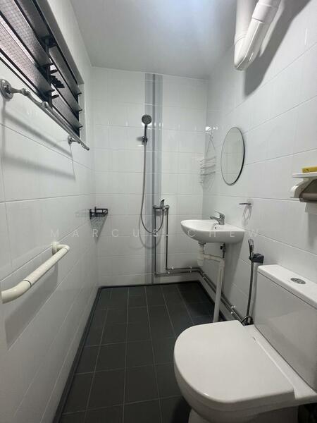 Additional image 4 of 335 Woodlands Street 32