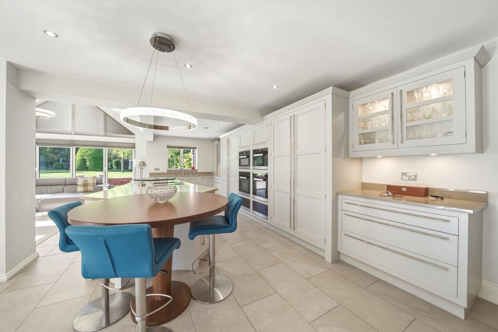 Additional image 12 of 5 bed detached house for saleWeaverlake Drive Yoxall Burton-On-Trent, Staffordshire DE13