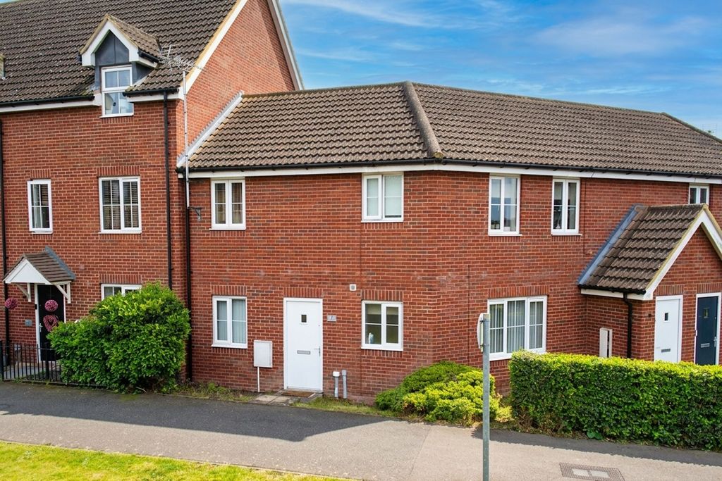 2 bed flat for saleFairway, Queens Hills, Norwich NR8