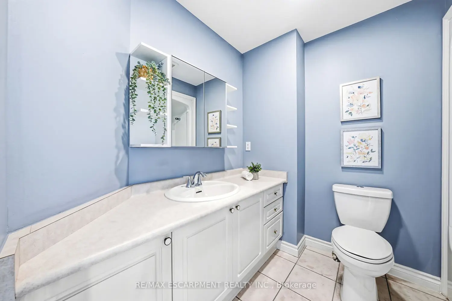Additional image 16 of 301 Parkwood Crescent
