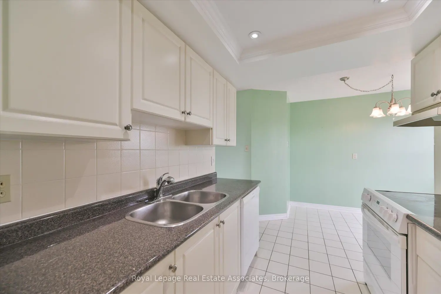 Additional image 13 of 10 Malta Avenue 1209