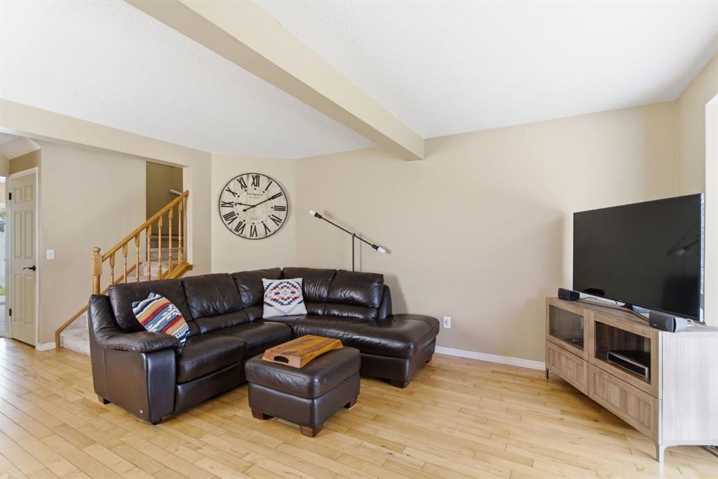 Additional image 6 of 90 Coventry Lane NE, Calgary, AB, T3K4G4