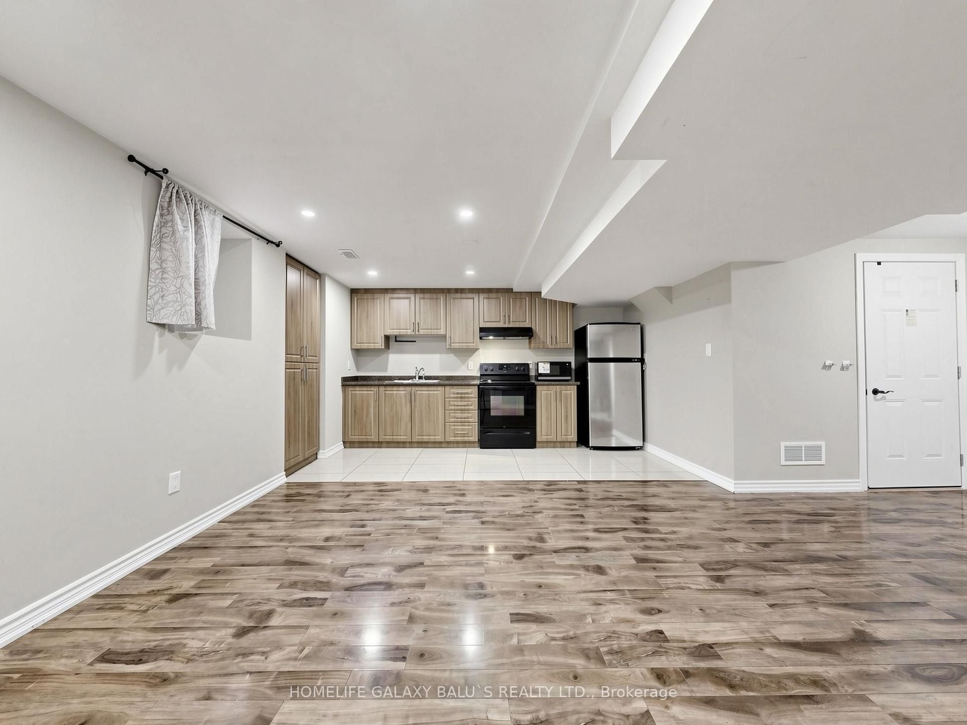562 Nairn Circle, Milton, ON, L9T 8A8 photo 4