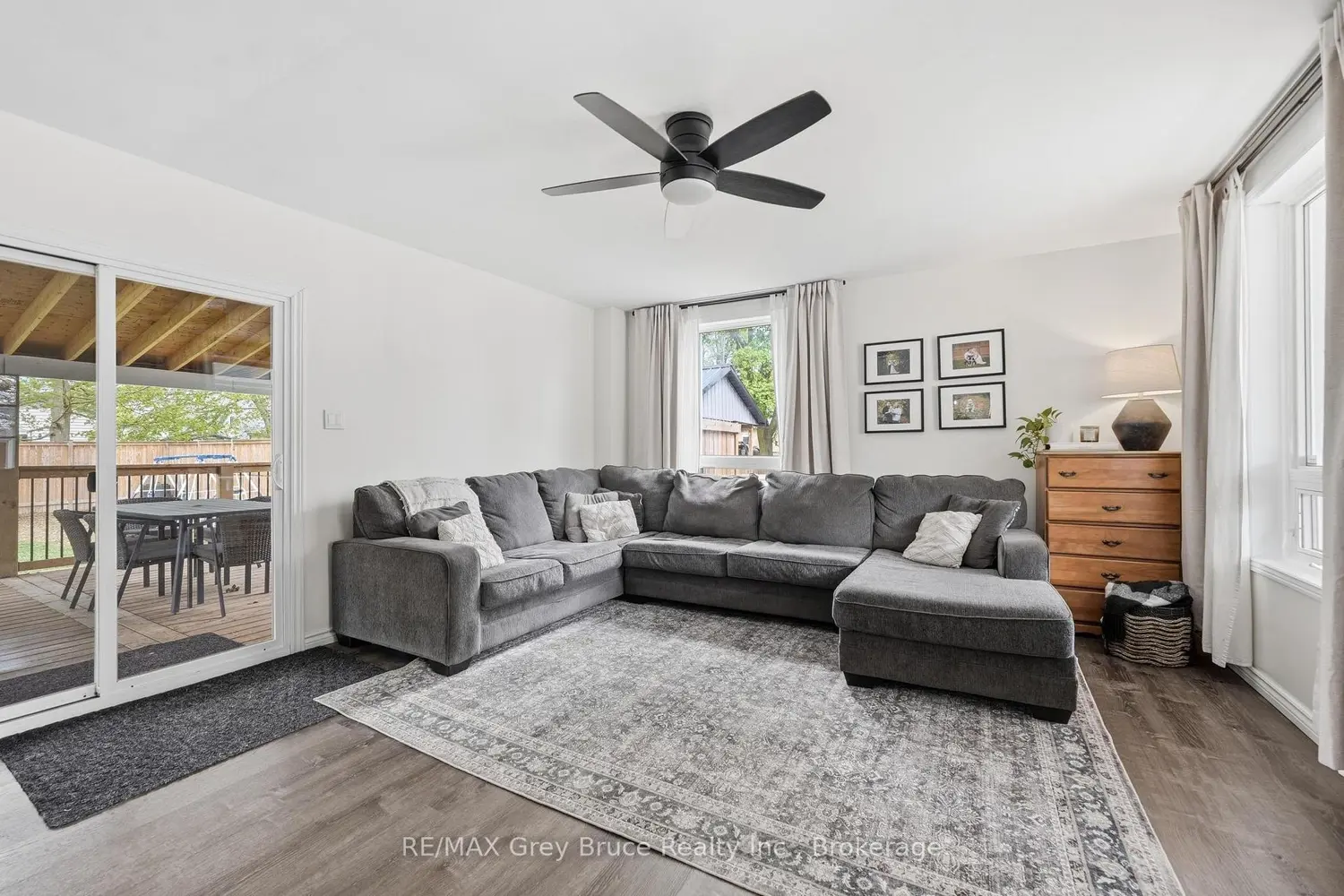 230 2Nd Avenue photo 2