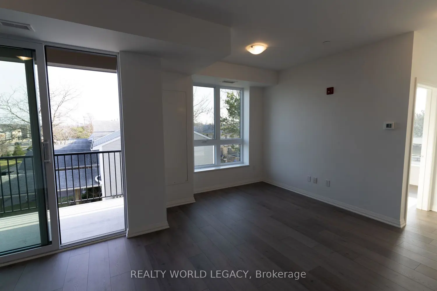 Additional image 4 of 101 Golden Eagle Road 215