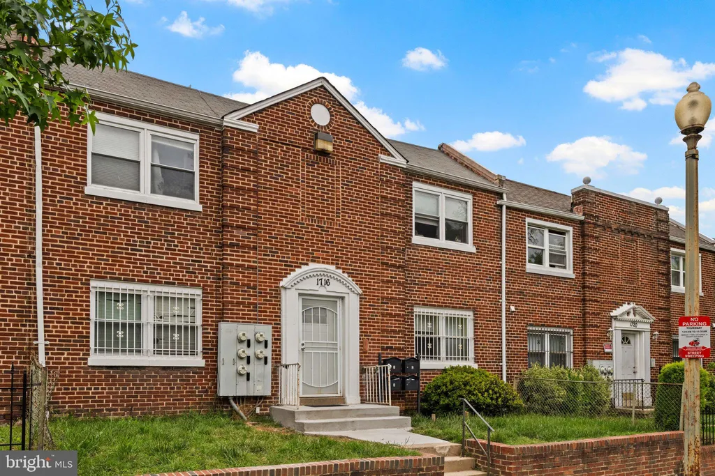 1716 Capitol Avenue NE Unit 2, Washington, DC 20002