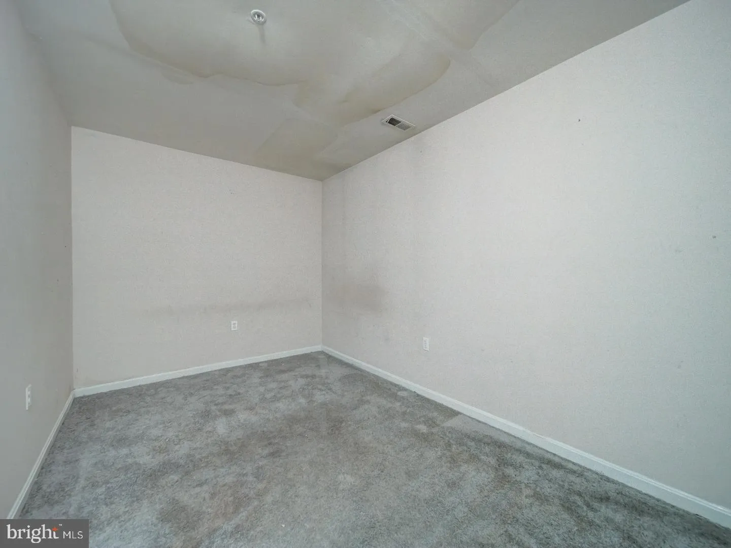 Additional image 50 of 881-A Barnaby Street SE, Washington, DC 20032
