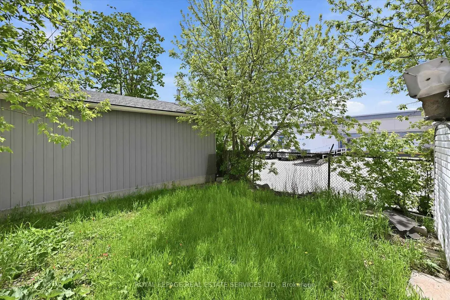 Additional image 9 of 700 Rennie Street