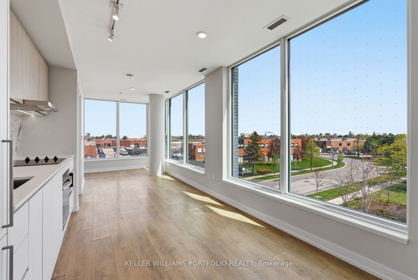 Additional image 3 of 332-1100 Sheppard Avenue W, Toronto, ON, M3K 0E4