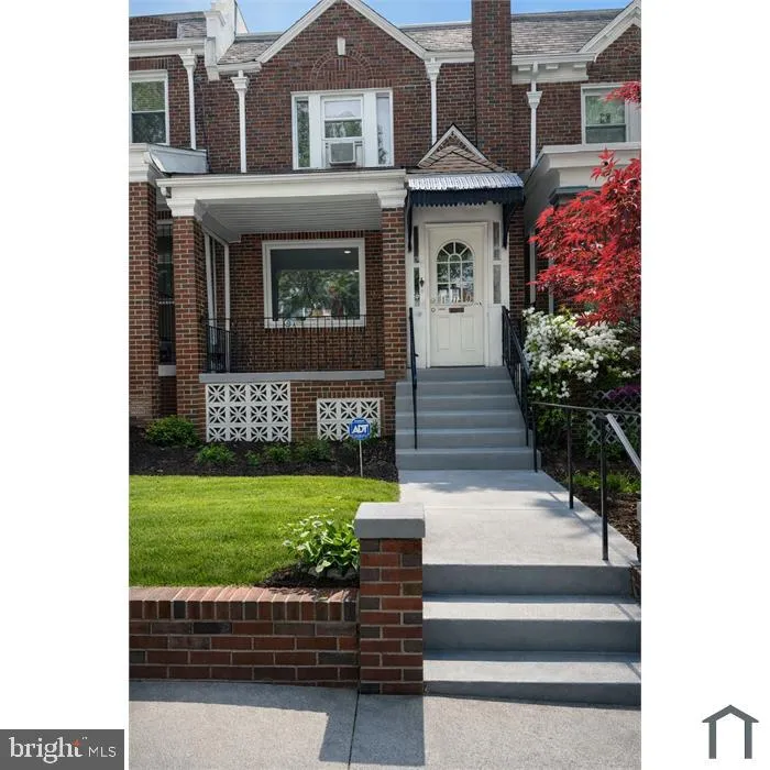 Additional image 11 of 118 Longfellow Street NW, Washington, DC 20011