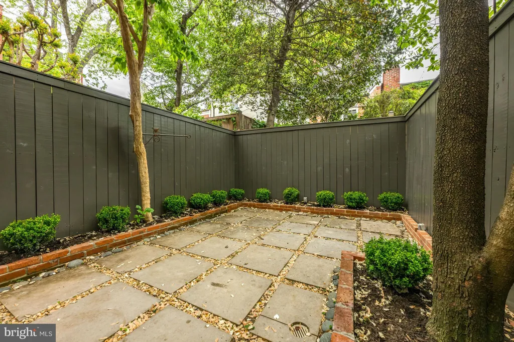 2719 O Street NW, Washington, DC 20007