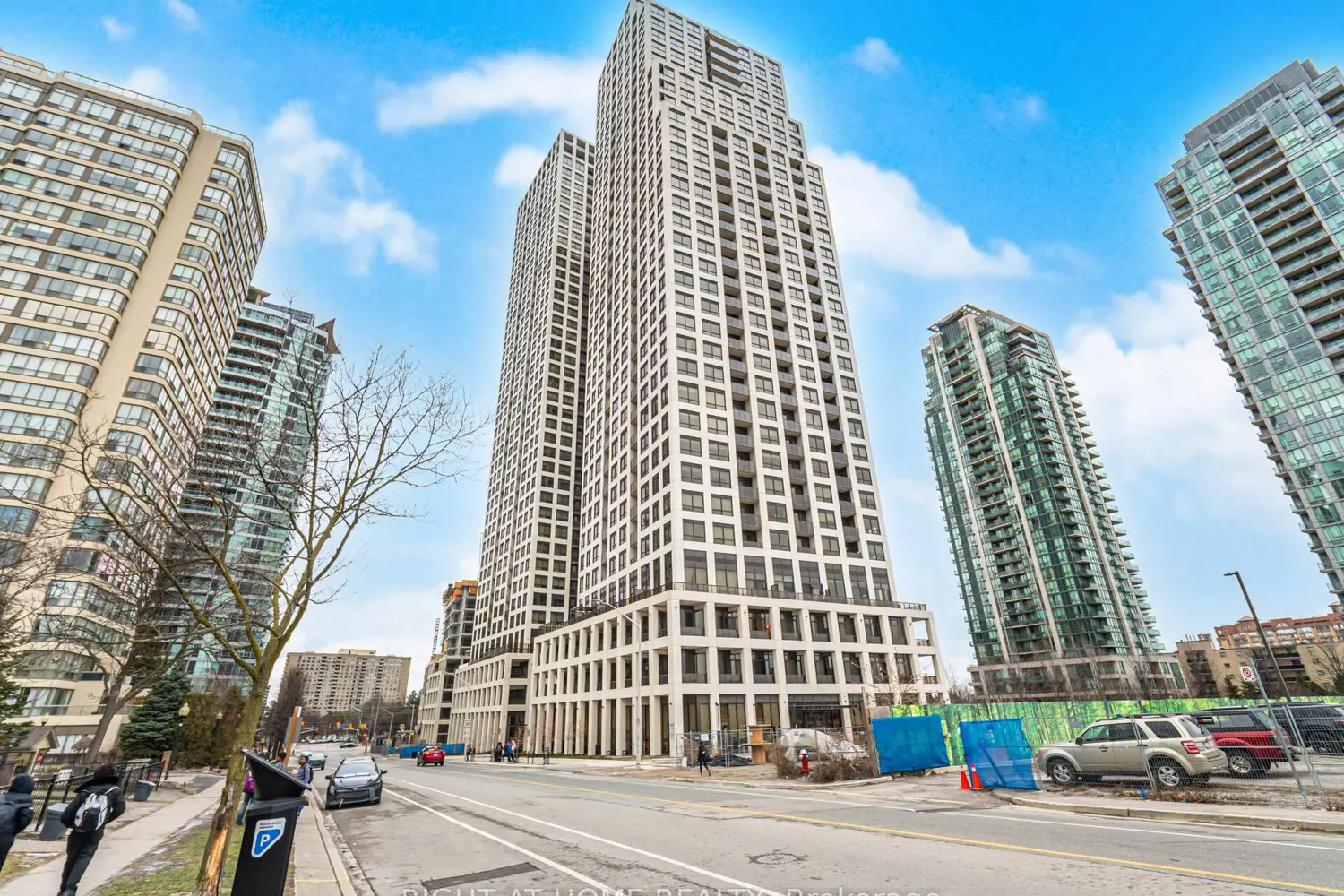 30 Elm Drive 1807
