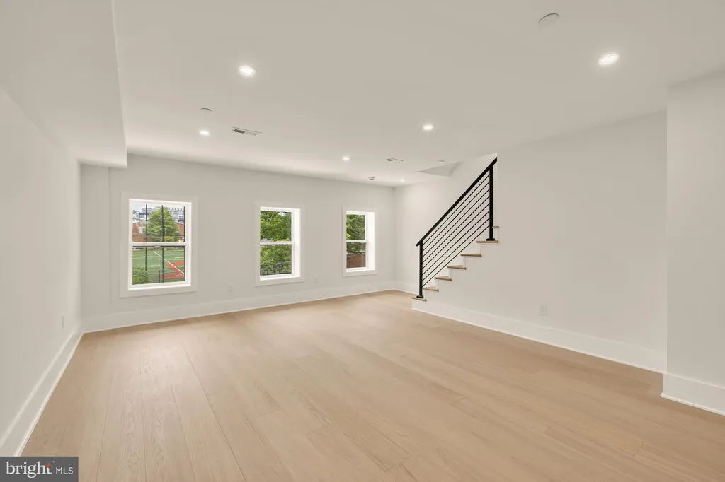 Additional image 4 of 5703 9th Street NW Unit 2, Washington, DC 20011