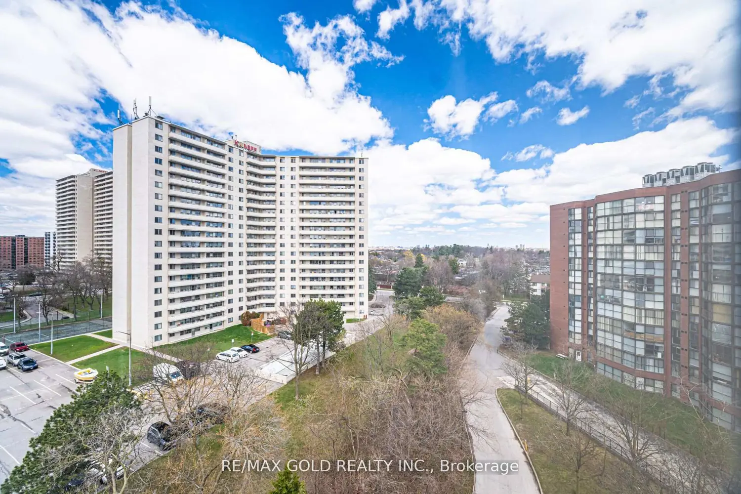 Additional image 7 of 2091 Hurontario Street 908