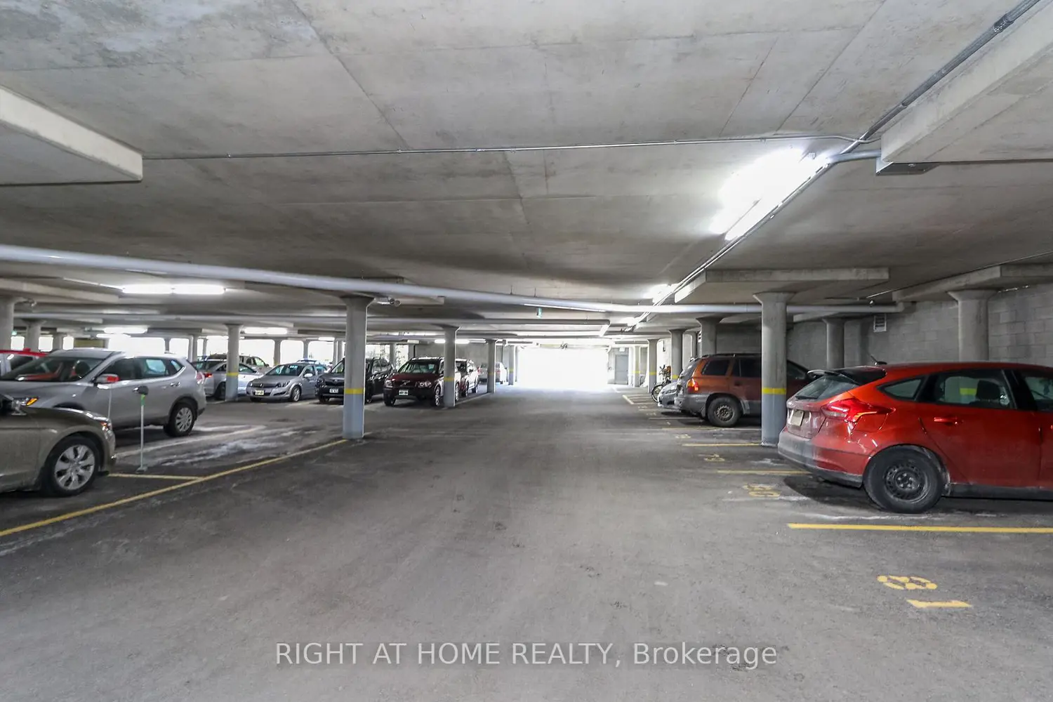 Additional image 17 of 94 Dean Avenue 403
