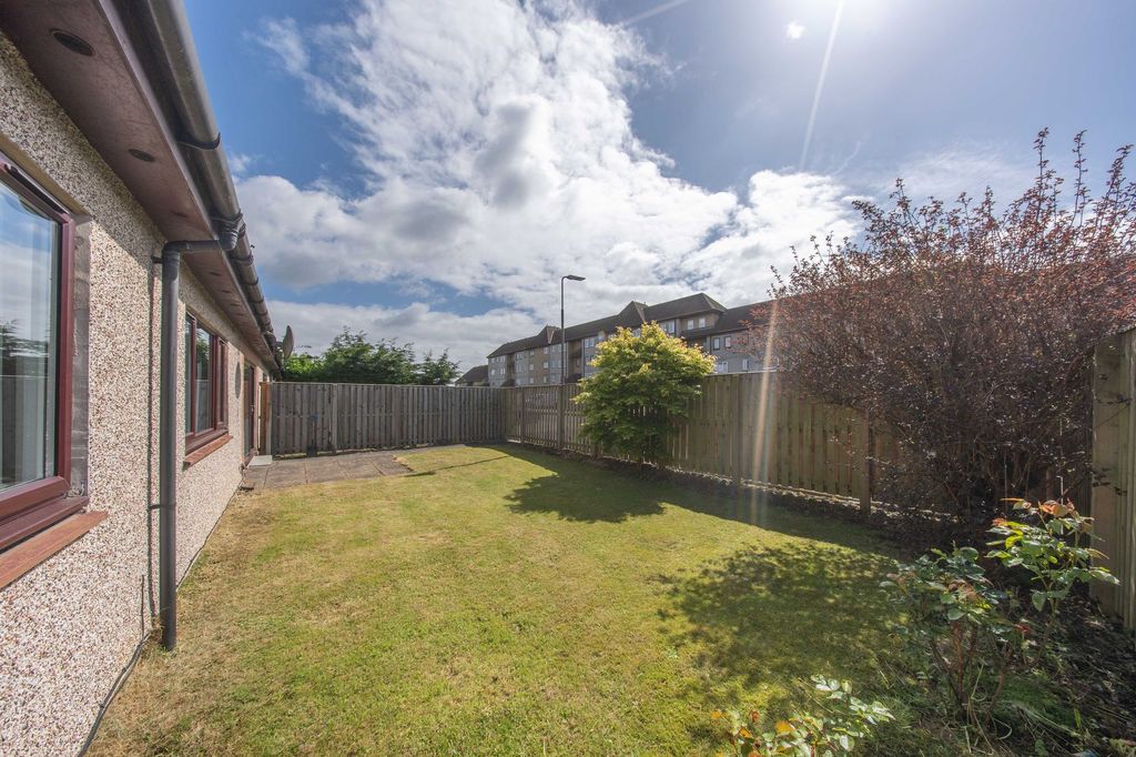 Additional image 19 of 3 bed flat for saleLeven Walk, Craigshill, Livingston EH54