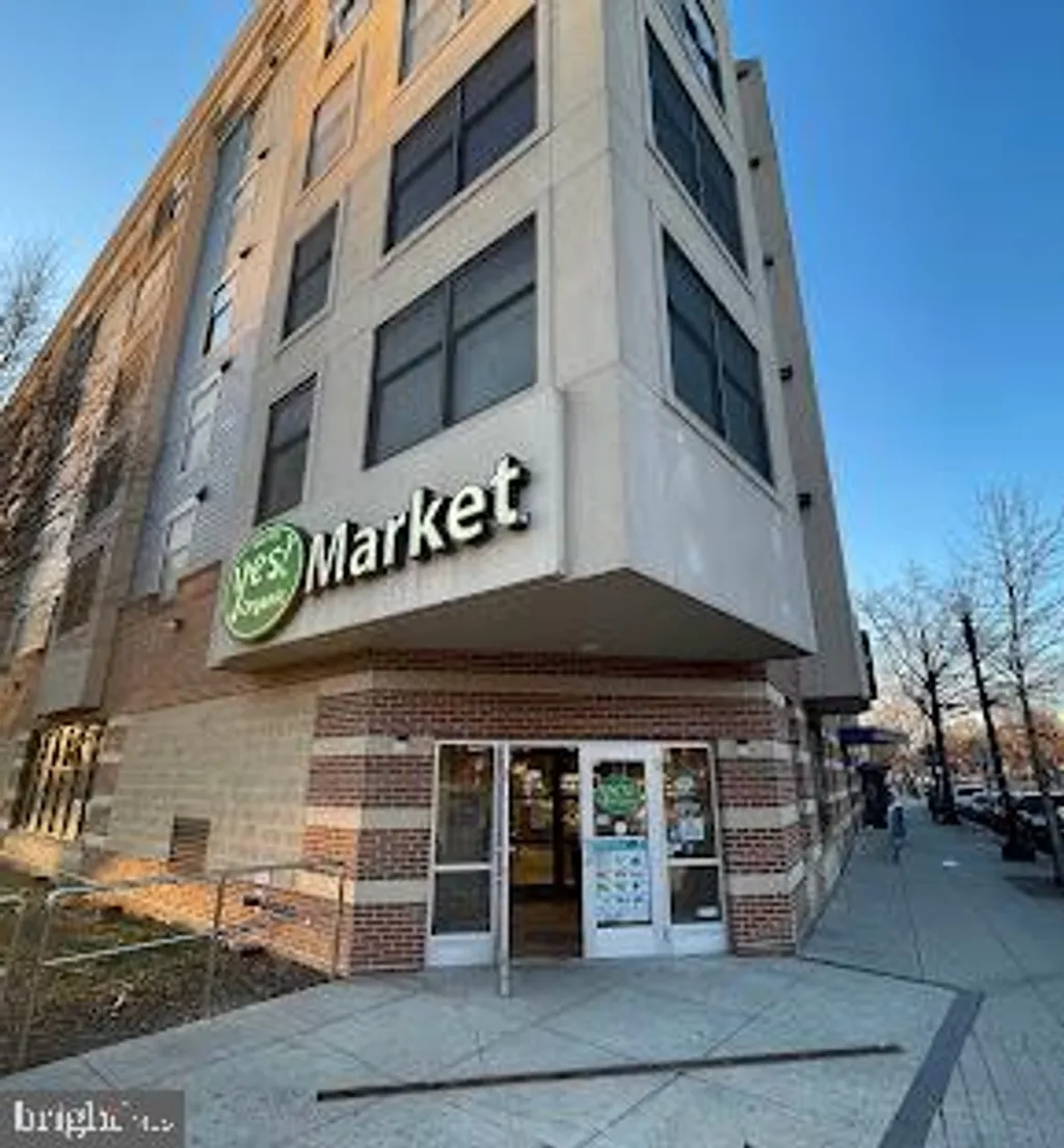 208 Farragut Street NW Unit 207, Washington, DC 20011