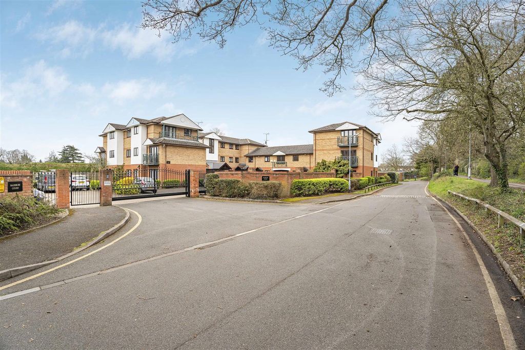 Additional image 17 of 1 bed flat for saleShaftesbury Court, Ludlow Road, Maidenhead SL6