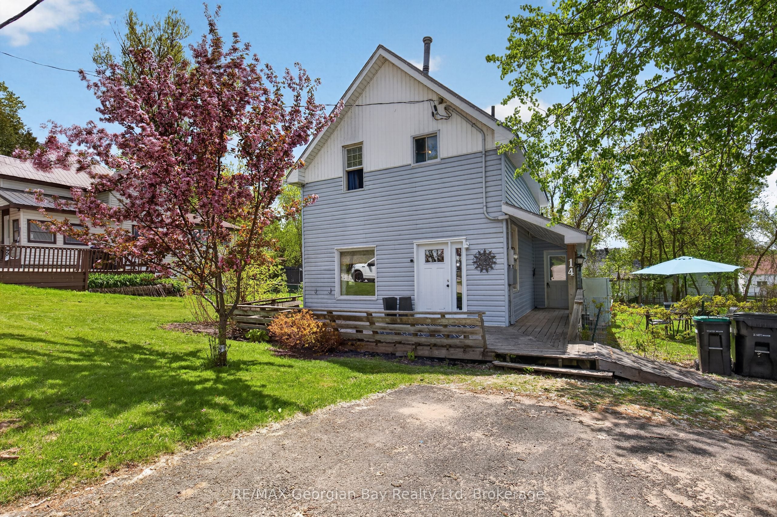 14 Centre Street, Penetanguishene, ON, L9M 1P1