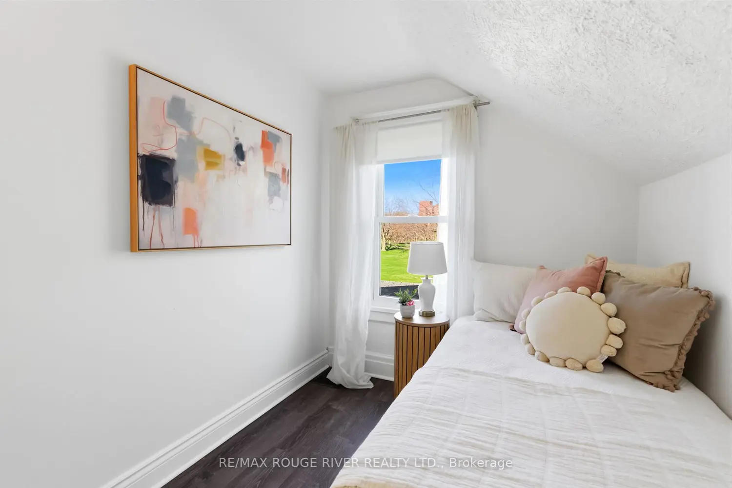 Additional image 12 of 163 Nassau Street