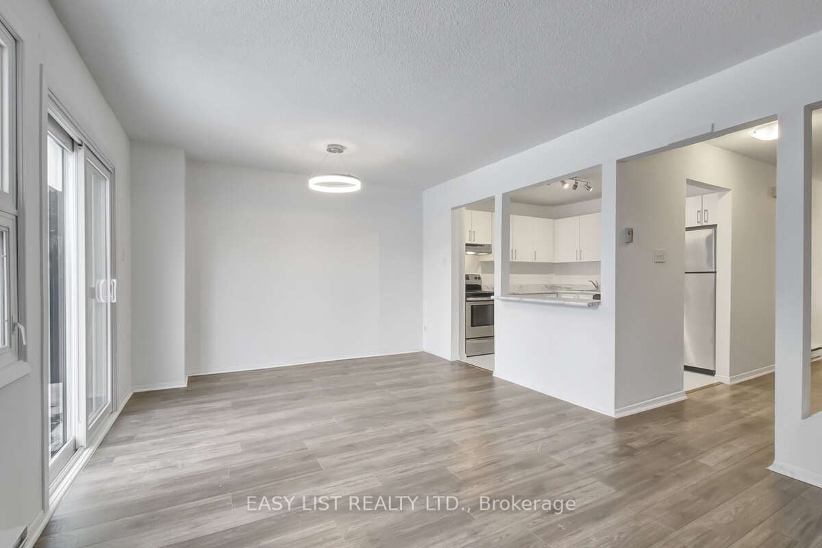 Additional image 3 of C-5555 Montevideo Road, Mississauga, ON, L5N 3S3