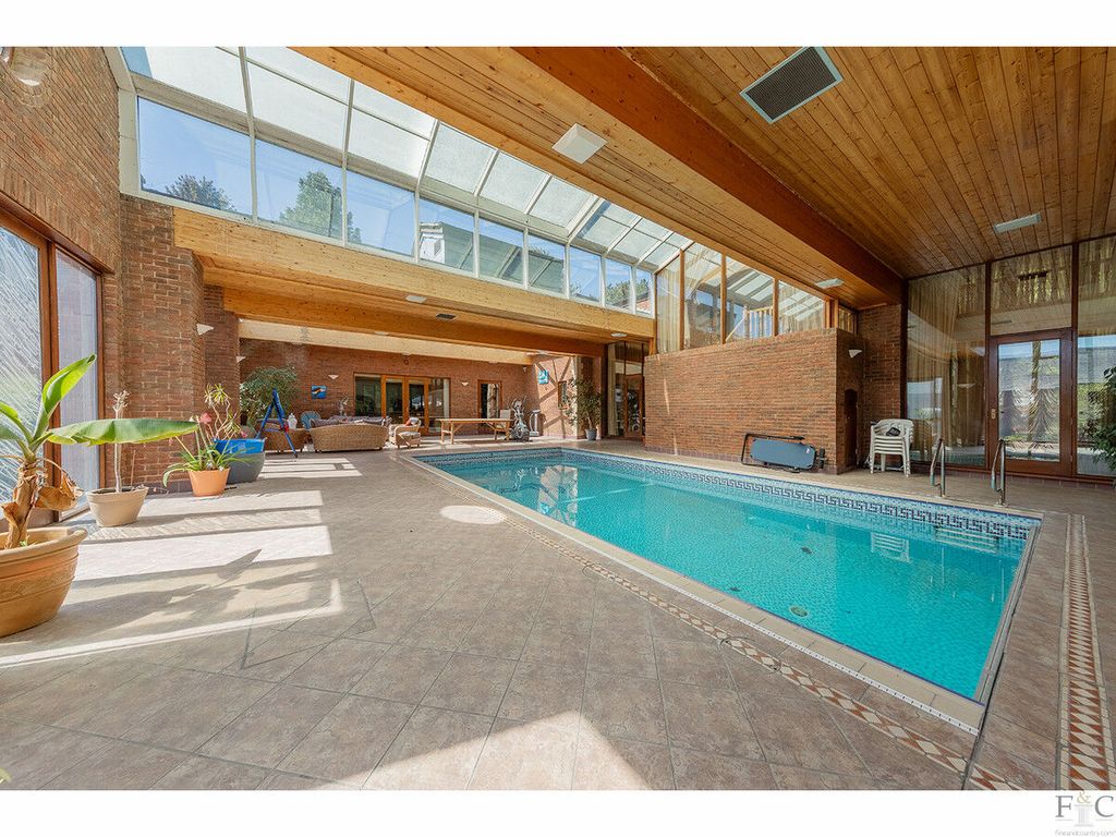 Additional image 16 of 6 bed detached house for saleKnighton Grange Road, Leicester LE2