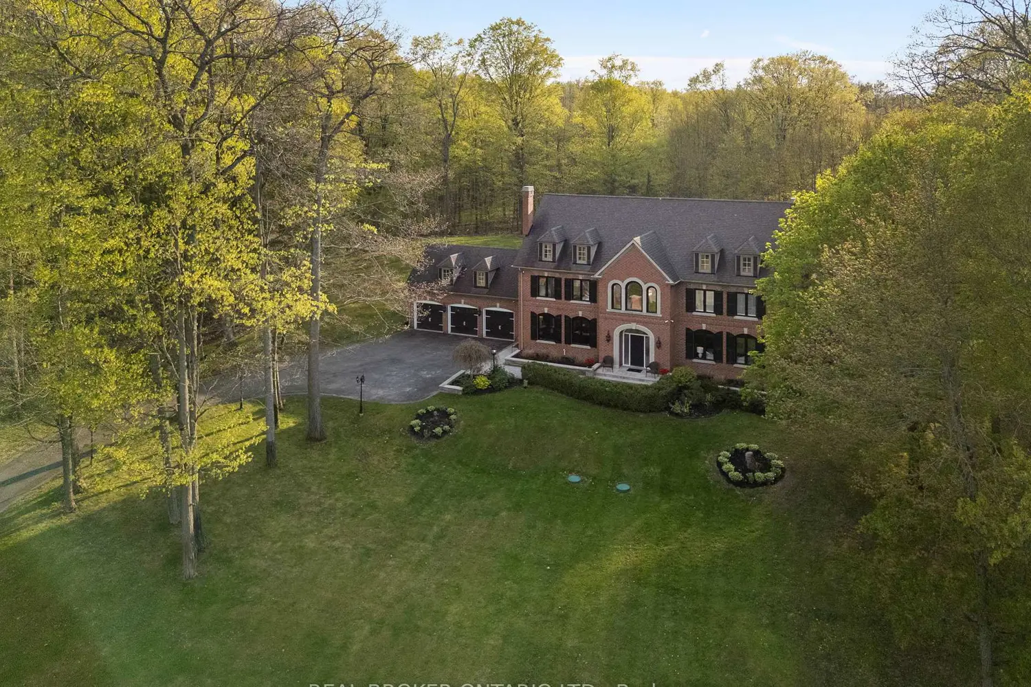 10 Oakview Place photo 2
