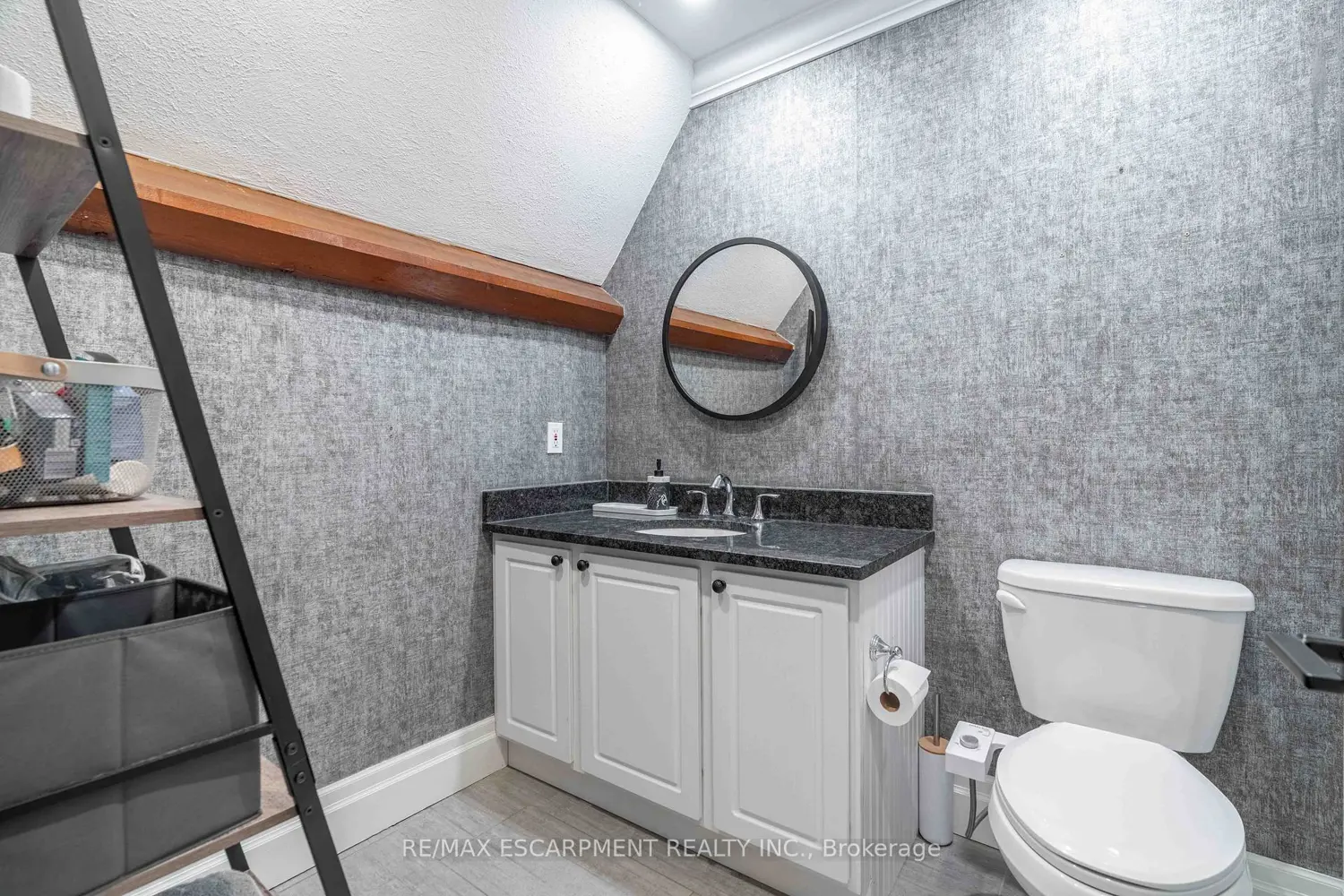 Additional image 11 of 21 Richmond Street 205
