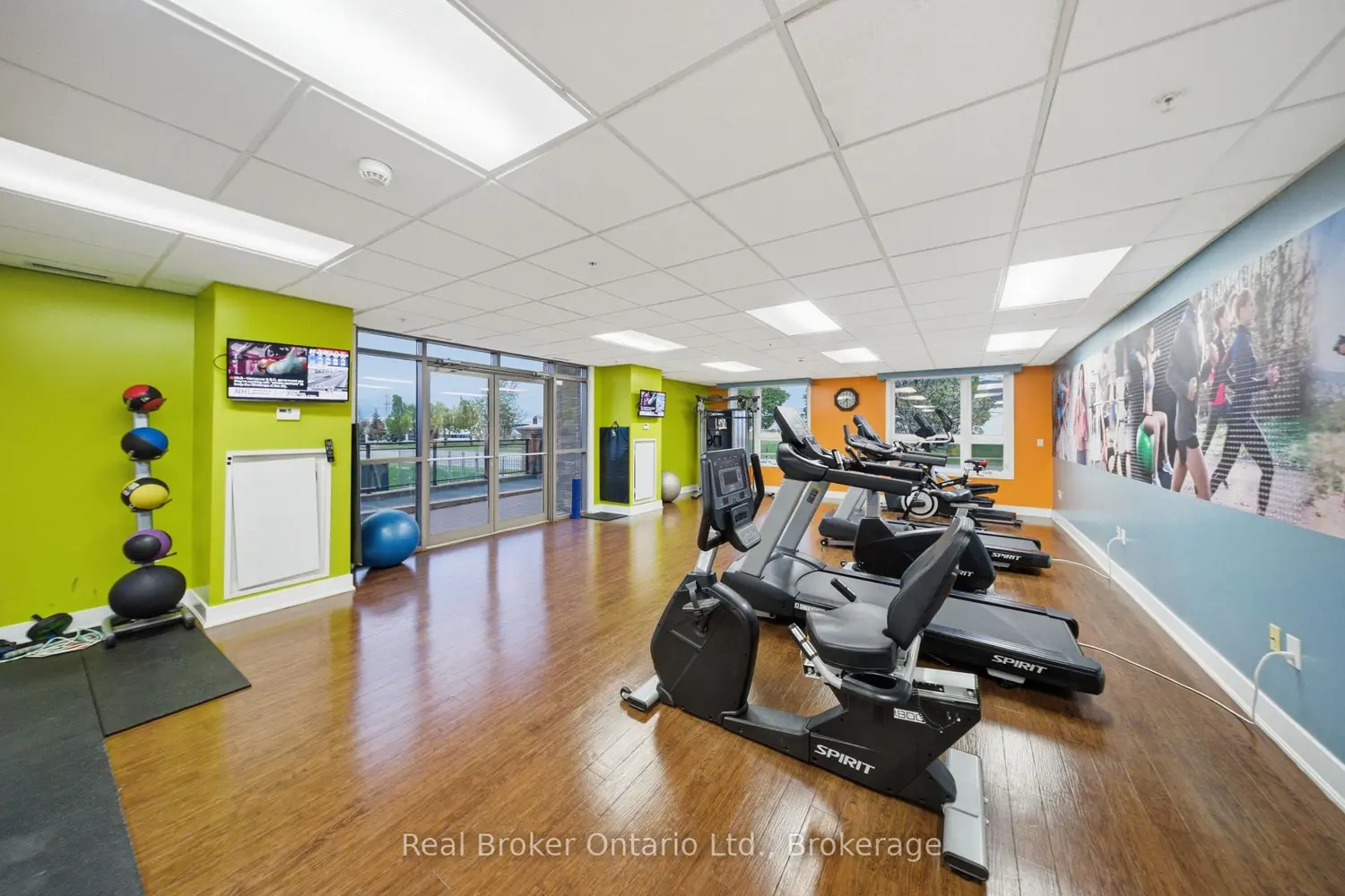 Additional image 17 of 5010 Corporate Drive 109