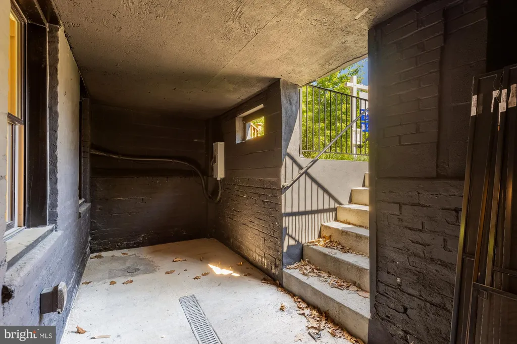 Additional image 43 of 1010 I Street NE, Washington, DC 20002