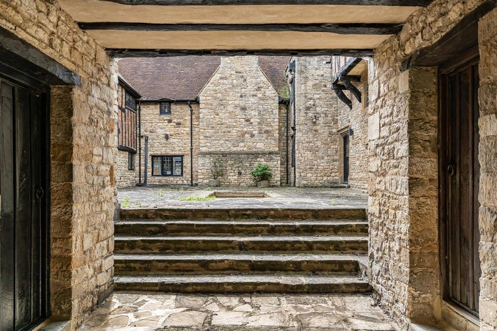 Additional image 76 of 7 bed property for sale34 Bell Lane, Syresham, Brackley NN13