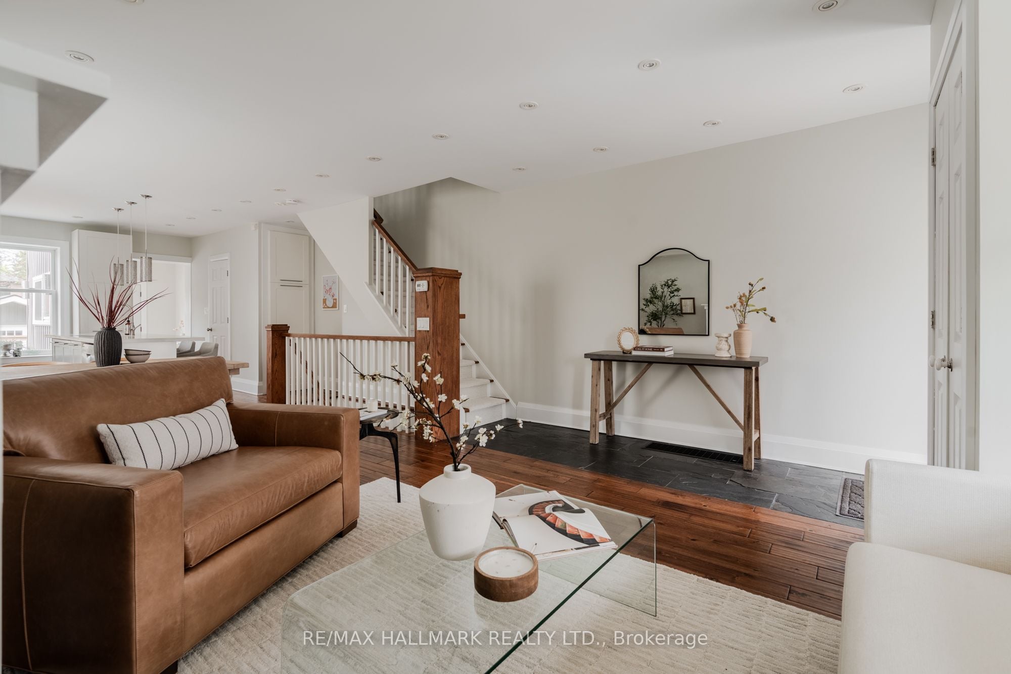 Additional image 5 of 4 Wayland Avenue, Toronto, ON, M4E 3C7