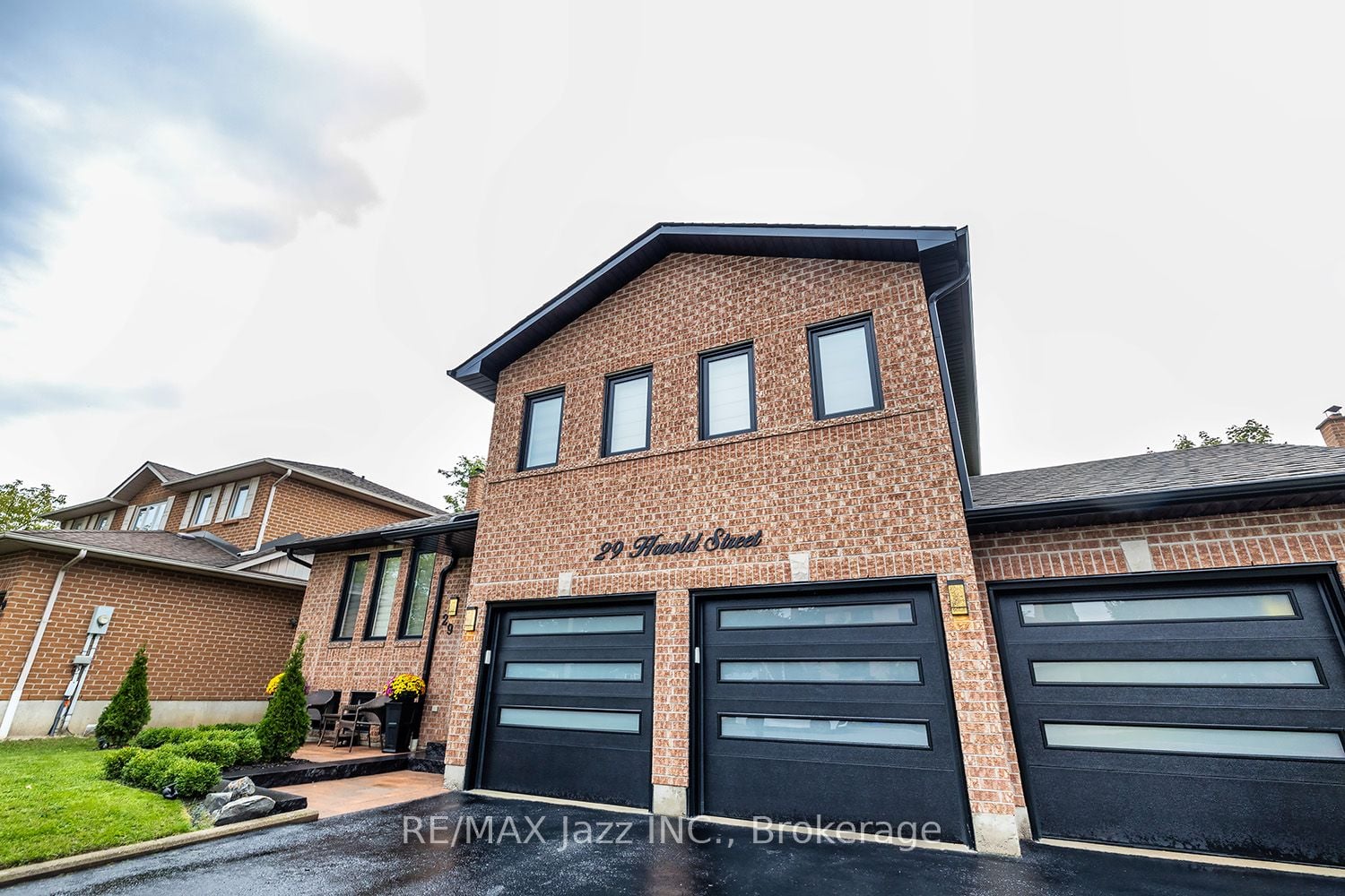 Additional image 2 of 29 Harold Street, Whitby, ON, L1N 8Z7