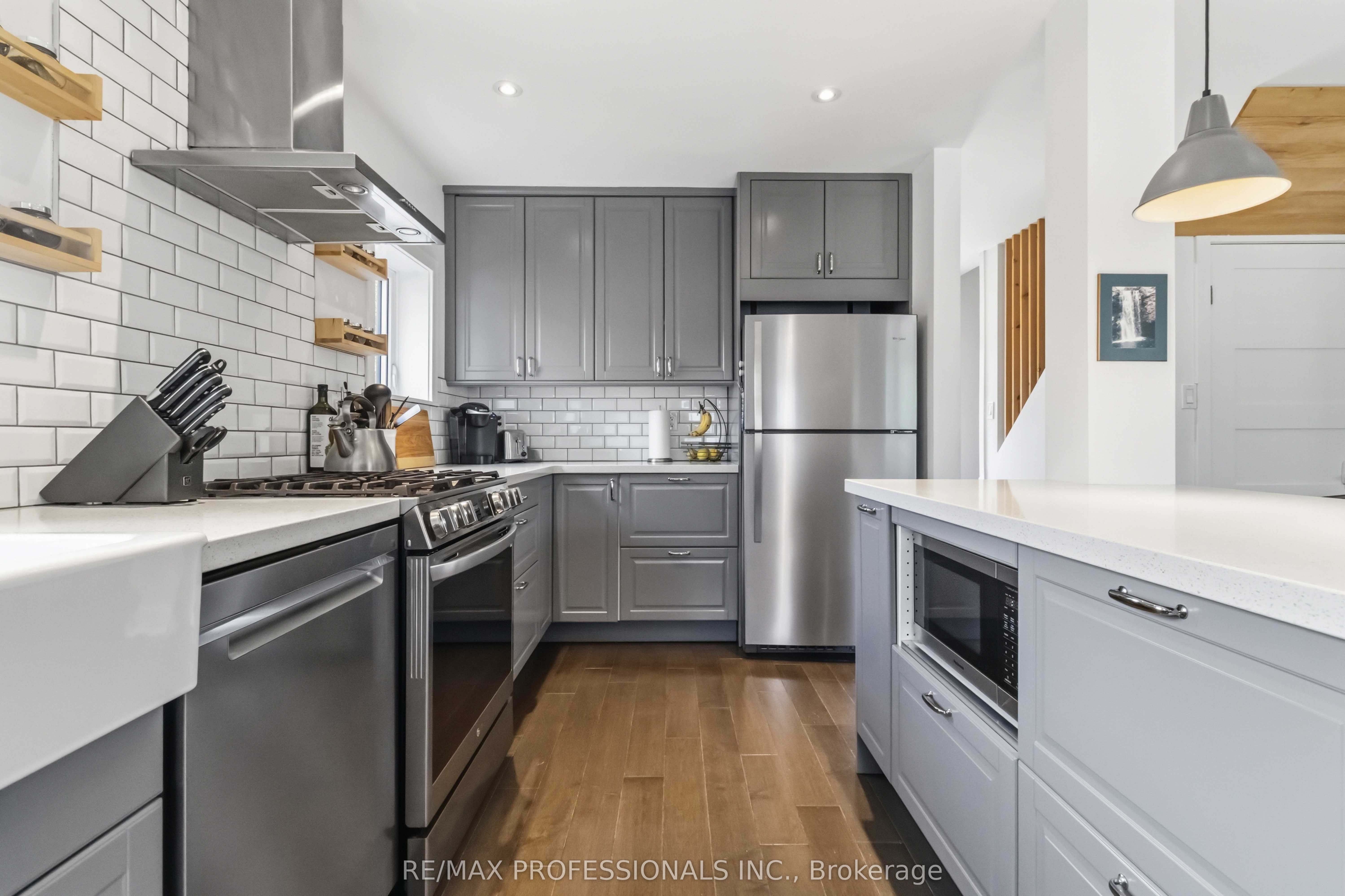 Additional image 4 of 3 Snaresbrook Drive, Toronto, ON, M9W 2N5