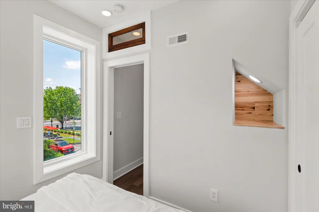 Additional image 18 of 1417 Maryland Avenue NE Unit 2, Washington, DC 20002