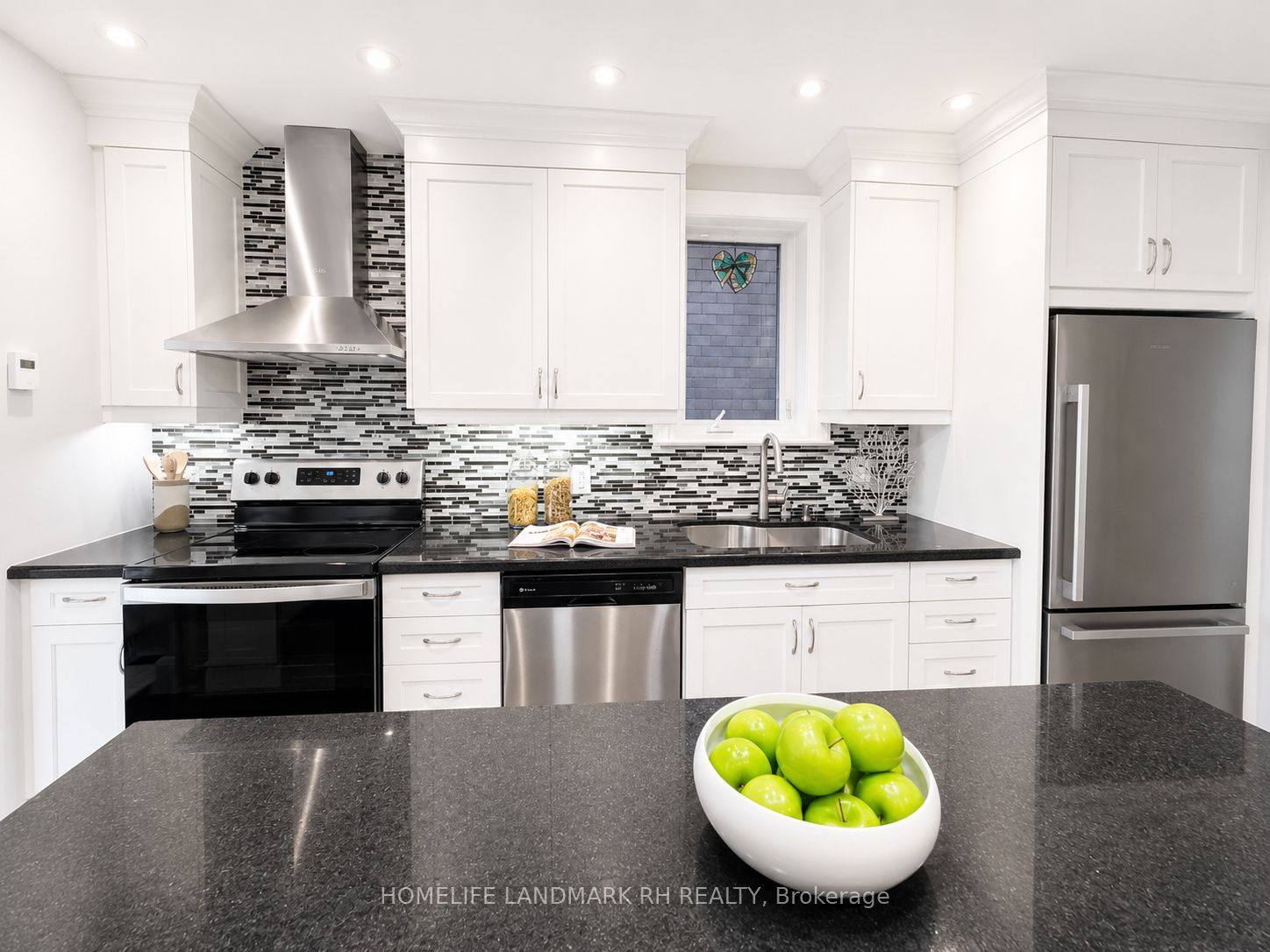Additional image 6 of 256 Bedford Park Avenue, Toronto, ON, M5M 1J5